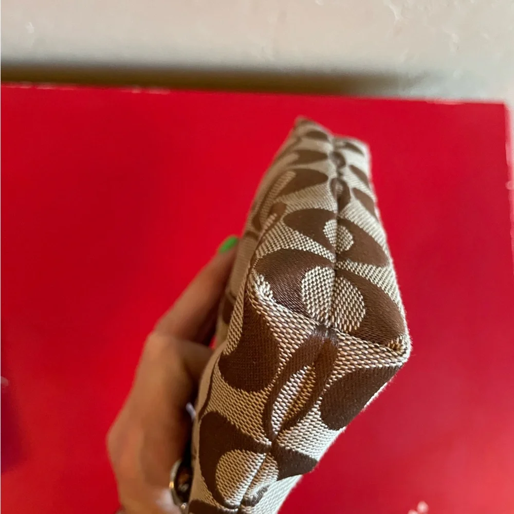 2 Coach signature C Wristlets Brown Black - Picture 6 of 13